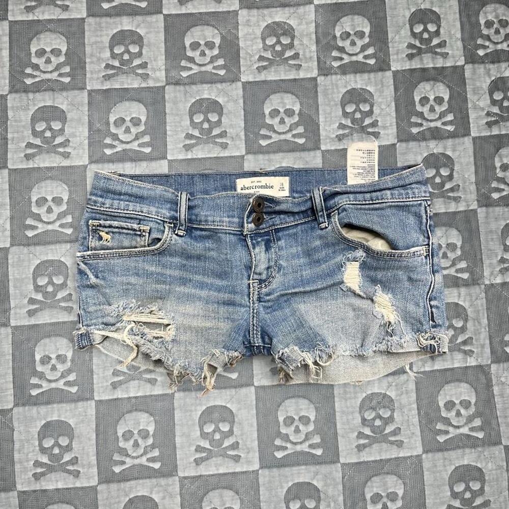 Y2k low rise abercrombie shorts